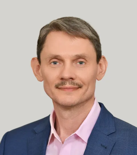 Dr. Andrey Bakulin